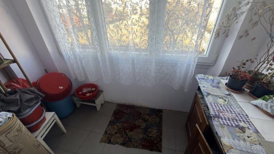 Apartament cu 2 camere decomandat în Vasile Aaron