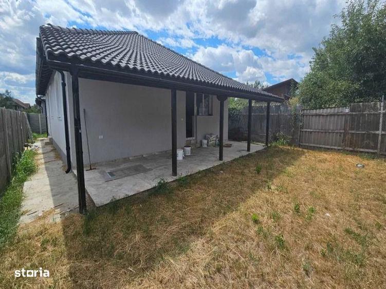 Casă cu 4 camere cu Teren 400 Mp în Șag