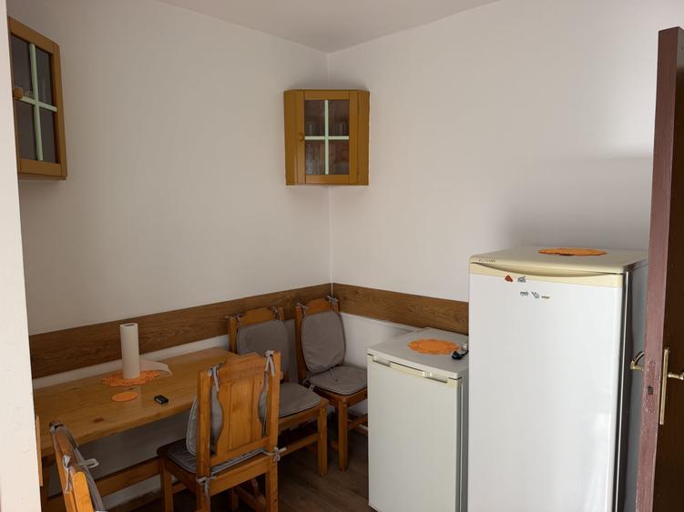 Apartament cu 2 camere decomandat, mobilat în Mihai Viteazul