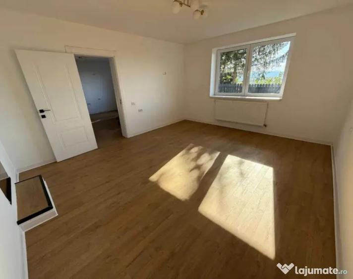 Apartament cu 2 camere decomandat în Brașovul Vechi