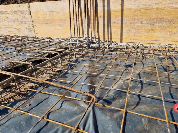 Teren Construcții intravilan de 1000 mp, în Valea Adâncă