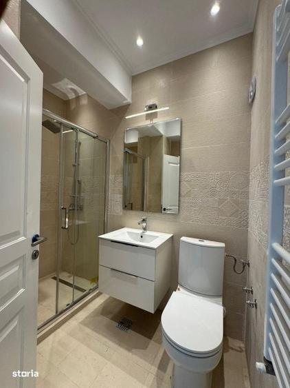 Apartament cu 3 camere în Palazu Mare