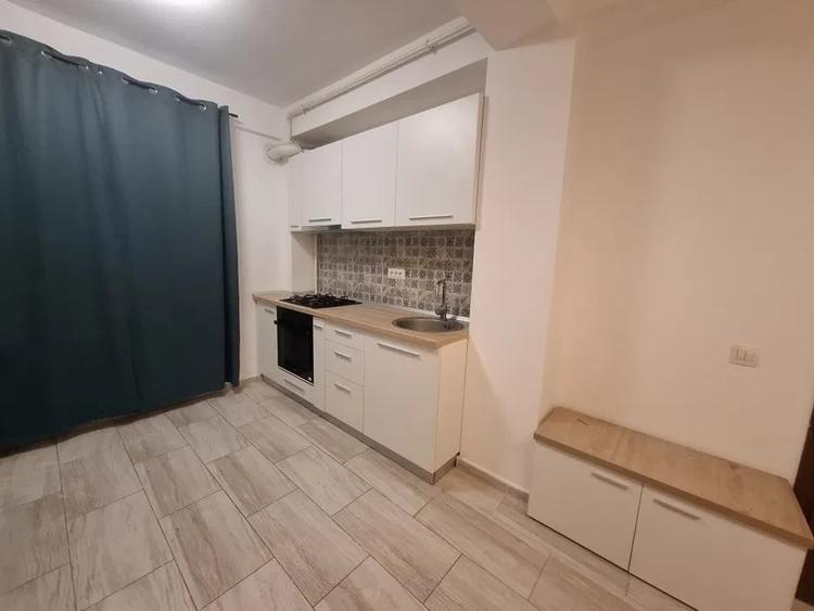 Apartament cu 2 camere decomandat, mobilat în Prelungirea Ghencea