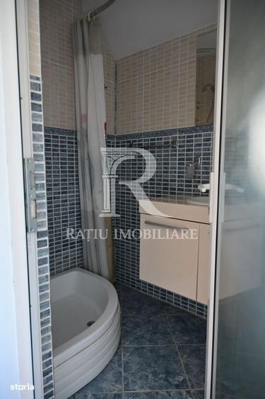 Casă cu 3 camere în Rontău