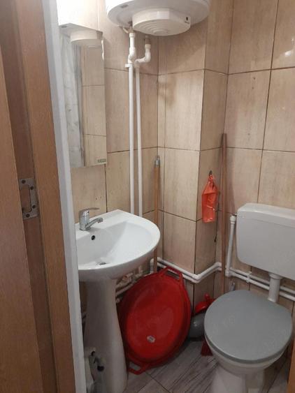 inchiriez apartament cu doua camere - 5