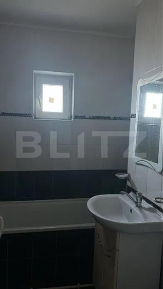 Apartament cu 2 camere decomandat, mobilat în Nicolina