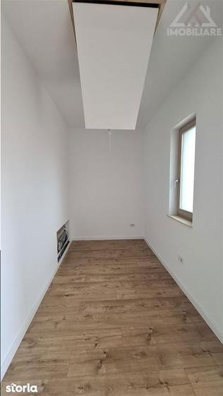 Casă cu 4 camere cu Teren 400 Mp în Rediu