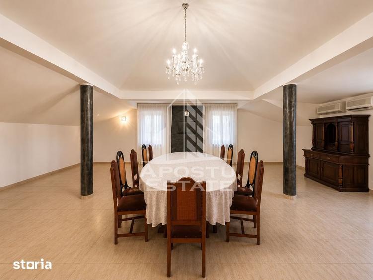 Casă cu 7 camere cu Teren 1000 Mp în Ghiroda
