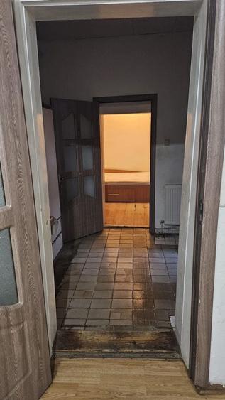 Casă cu 2 camere cu Teren 142 Mp în Central