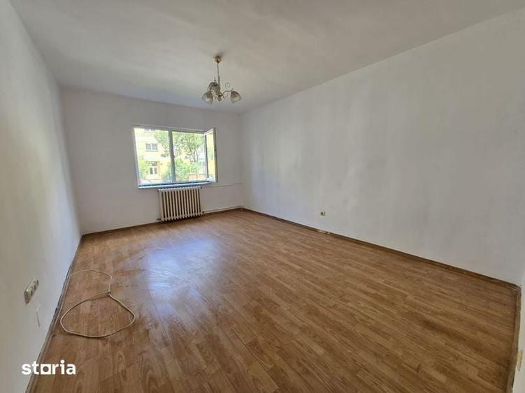 Garsonieră în Sânmartin
