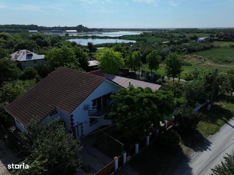 Casă cu 4 camere în Mihail Kogălniceanu