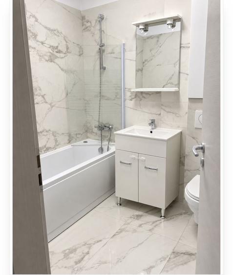 Apartament cu 3 camere decomandat în Giroc