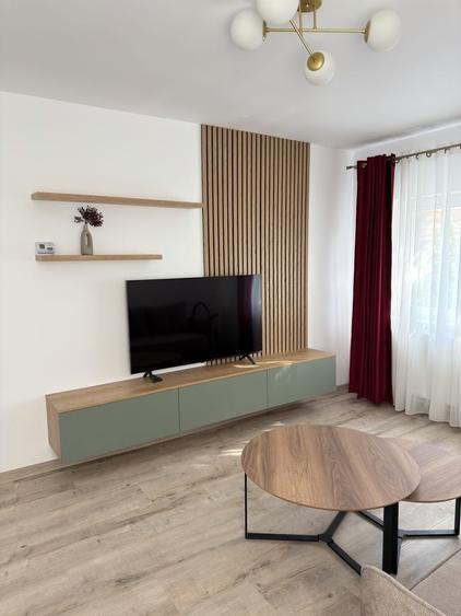 Apartament cu 2 camere decomandat în Răcădău