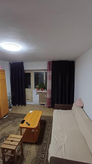 Garsonieră decomandată în Rahova