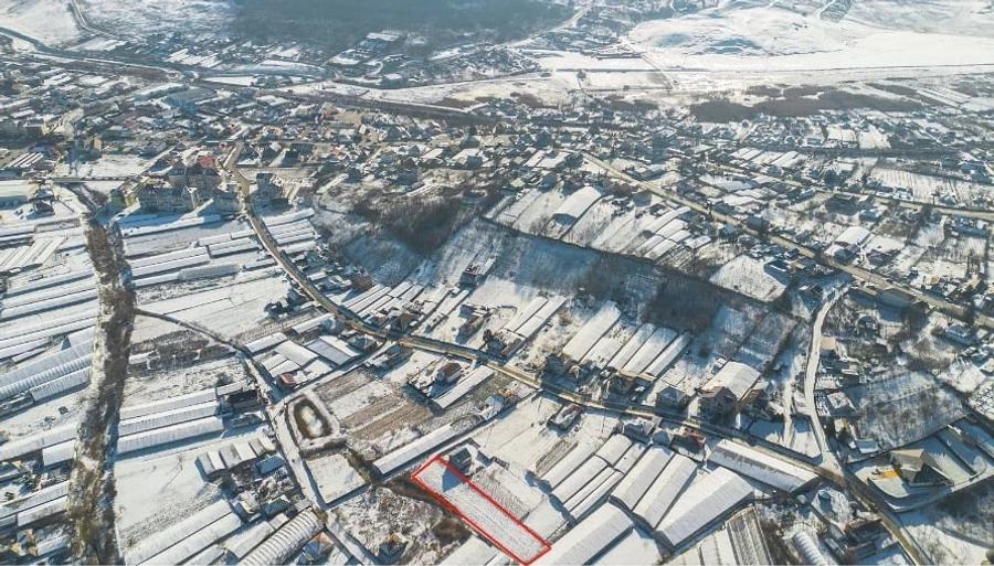 Teren de 1430 mp, în Central