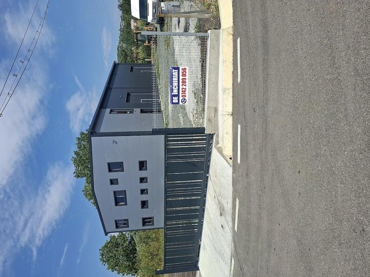 Spațiu comercial, de 300 mp, în Vâlcele