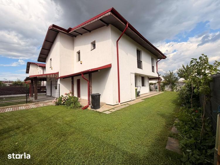 Casă cu 3 camere cu Teren 230 Mp în Odăi
