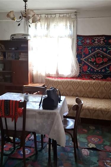 Casă cu 3 camere în Bodești