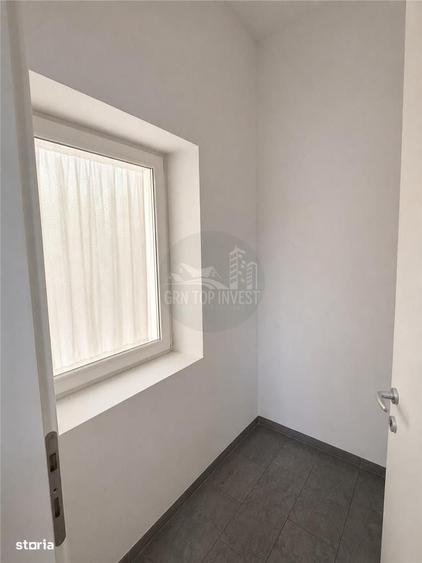 Spațiu comercial, de 63 mp, în Șelimbăr
