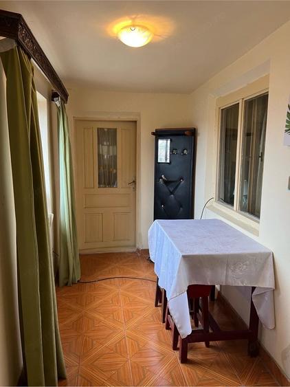 Casă cu 4 camere cu Teren 1337 Mp în Țigănești
