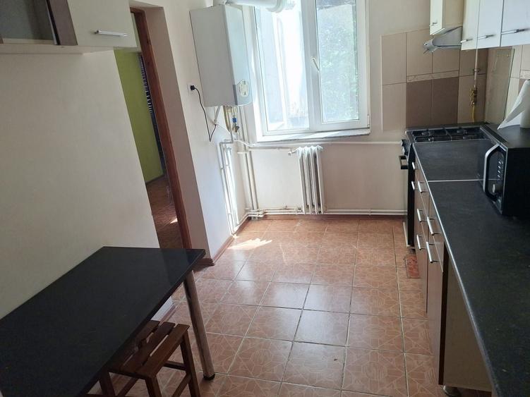 Apartament cu 4 camere circular în Tomis Nord