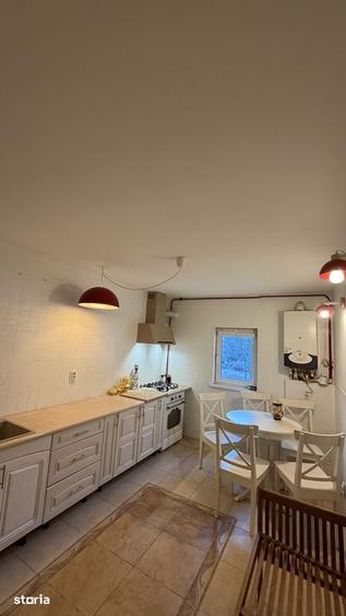 Apartament cu 3 camere decomandat, mobilat în Obcini