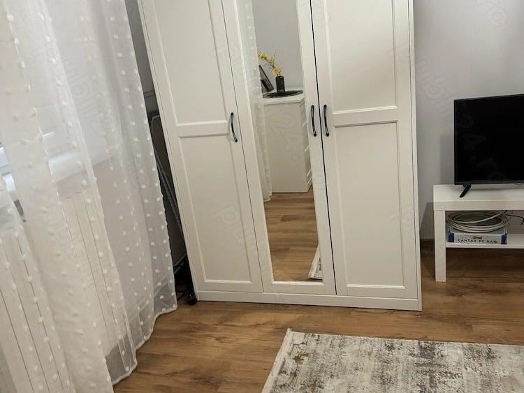 Apartament cu 2 camere decomandat în City Park Mall