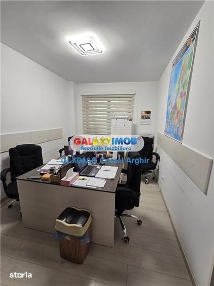 Apartament cu 3 camere în Craiovei