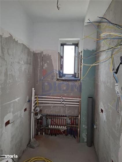 Casă cu 3 camere cu Teren 330 Mp în Domnești