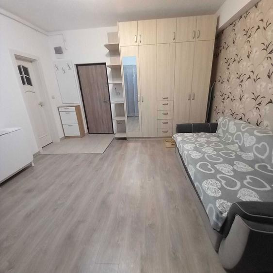 Garsonieră decomandată în Ampoi 3