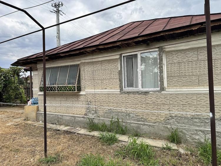 Casă cu 2 camere cu Teren 1034 Mp în Ibrianu