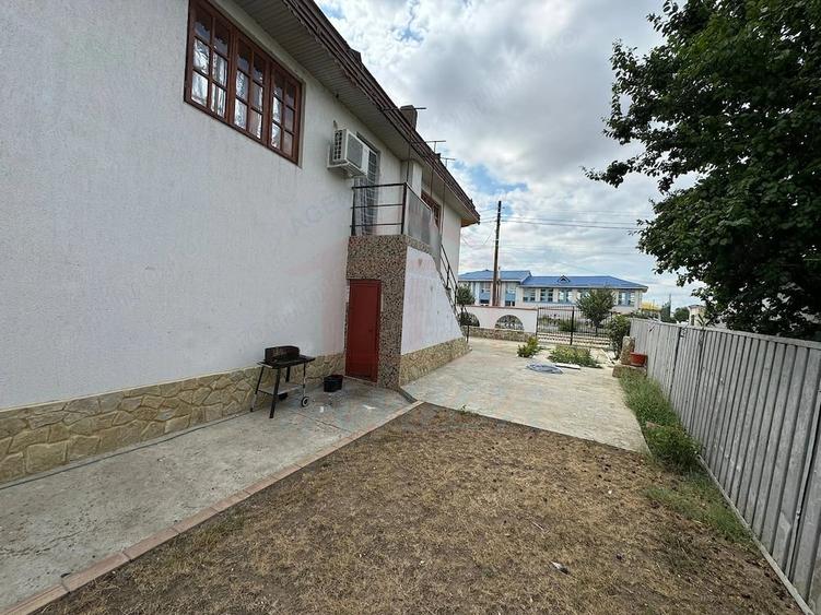 Casă cu Teren 300 Mp în Central