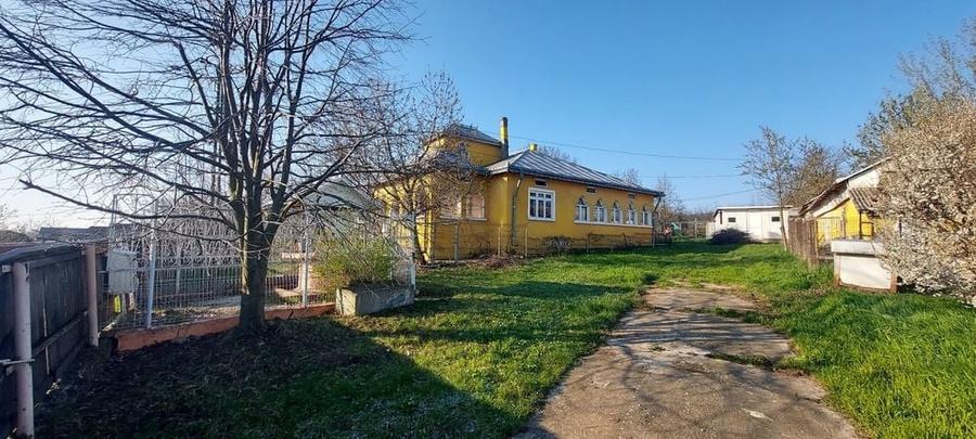 Casă cu 4 camere în Șoldănești