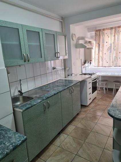 Apartament cu 3 camere decomandat în Ultracentral