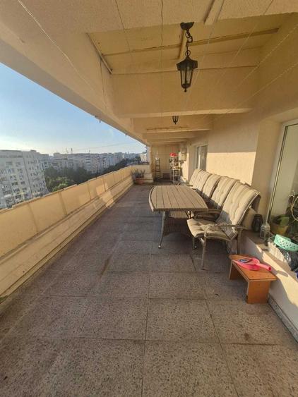 Apartament cu 2 camere decomandat în Mihai Bravu