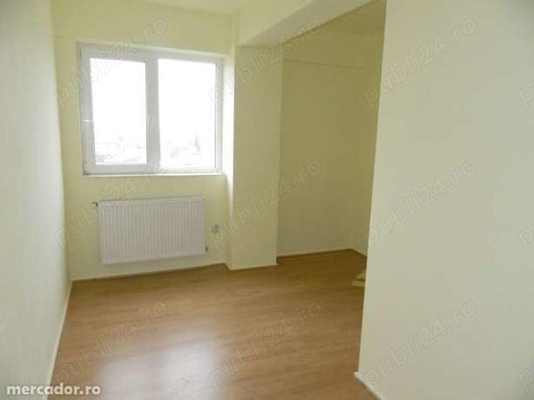 Apartament cu 3 camere decomandat în Tineretului
