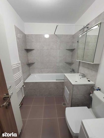 Apartament cu 2 camere decomandat în Libertății