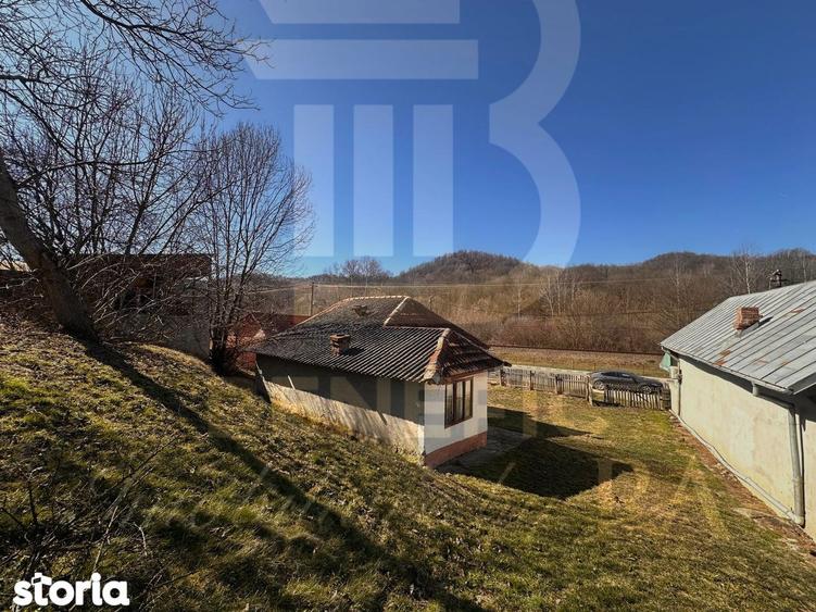 De vanzare casa batraneasca cu teren generos, Slanic, Prahova - 10
