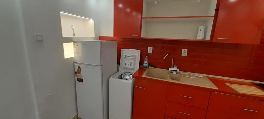 Apartament cu 2 camere semidecomandat în Moșilor