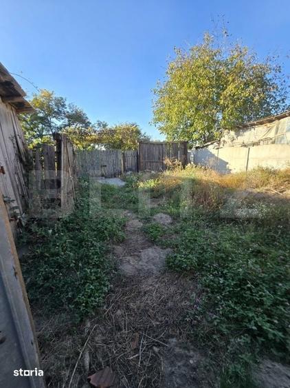 Casă cu 5 camere cu Teren 853 Mp în Șotânga