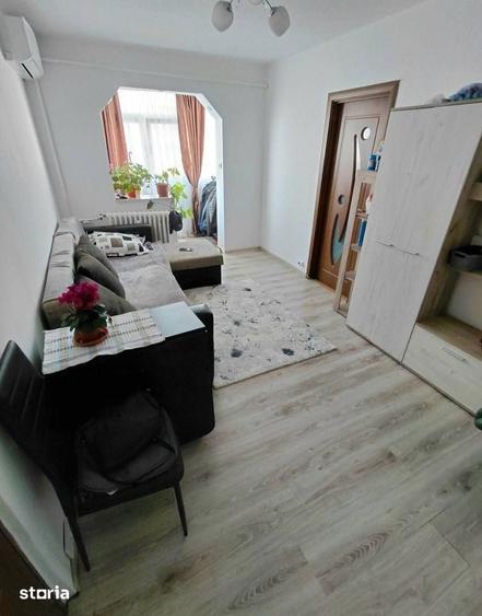 Apartament cu 2 camere semidecomandat în Calea București