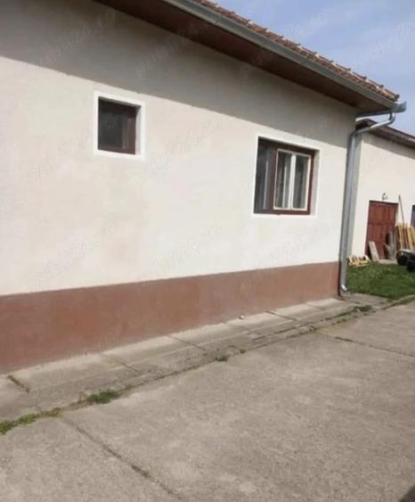 Casă în Central