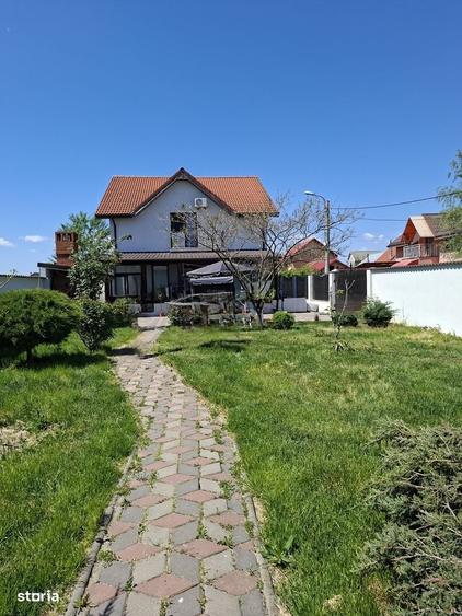 Casă cu 4 camere în Popoveni