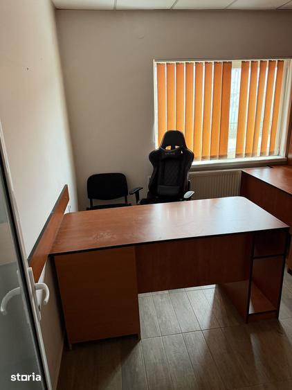 Casă cu 4 camere cu Teren 100 Mp în Exterior Vest