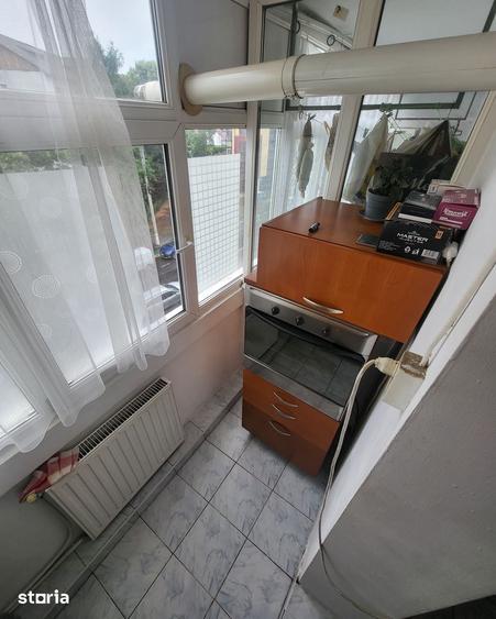 Apartament cu 3 camere decomandat în Mioriței