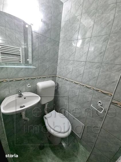 Apartament cu 3 camere decomandat în Mărăști