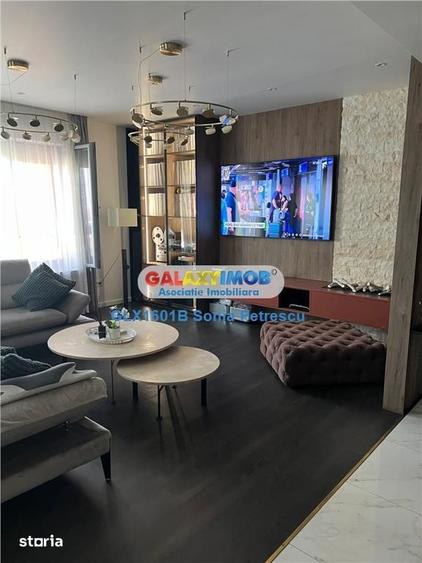 Apartament cu 3 camere, mobilat în Văcăresti