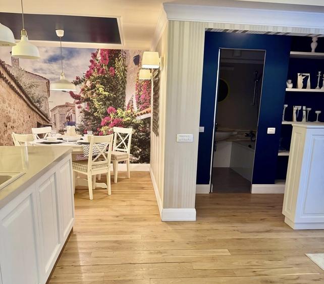 Apartament cu 3 camere în Barbu Văcărescu