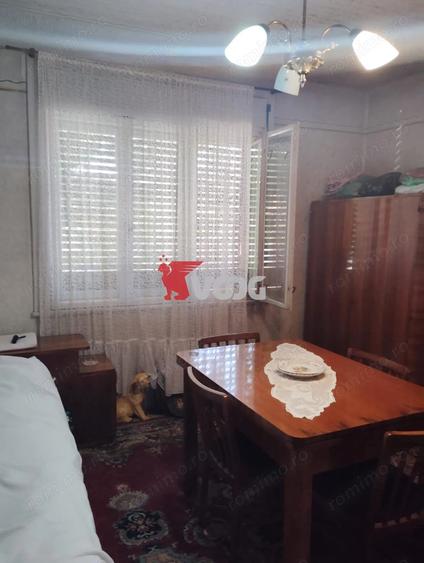 Casă cu 3 camere în Lunei