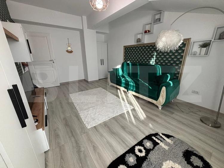 Apartament cu 2 camere decomandat în Filiași